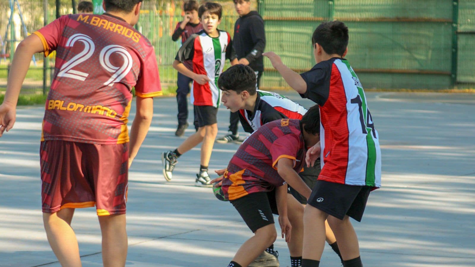 Carmela Silva Donoso ganó la fase comunal del Balonmano Sub 14