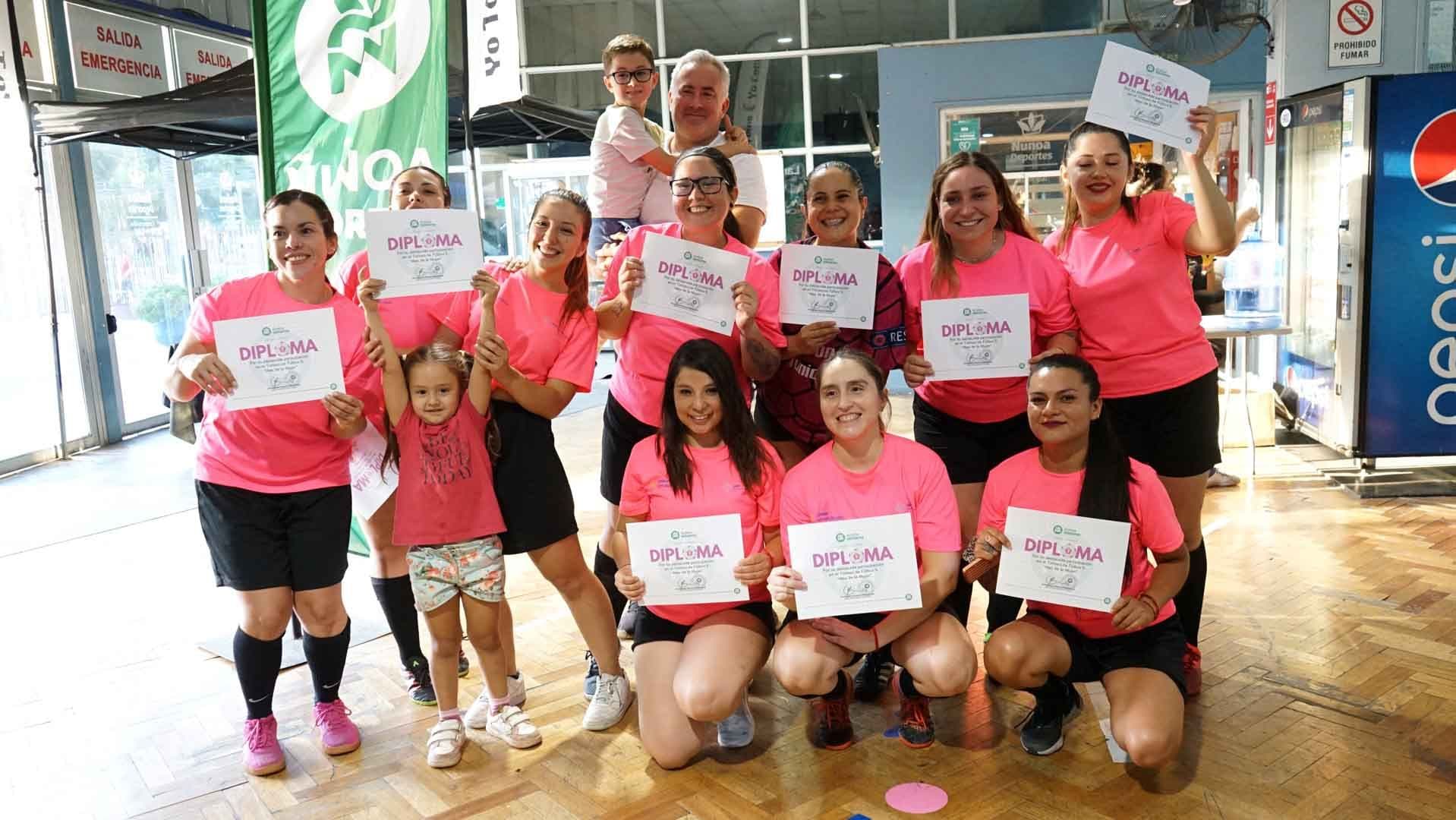 Torneo de Fútbol 5 reunió a las mejores exponentes del balompié de la comuna