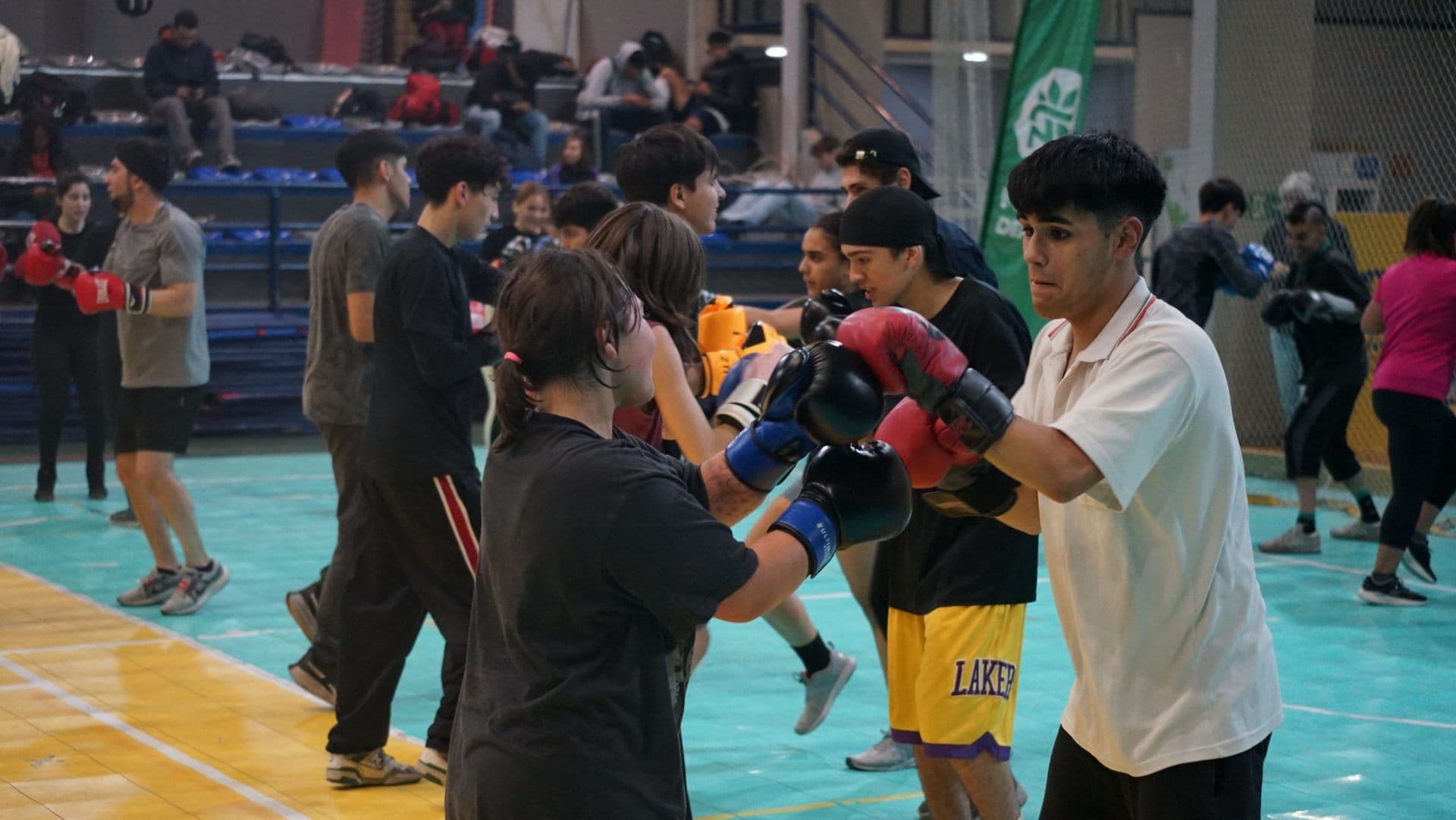 El boxeo se tomó el Polideportivo