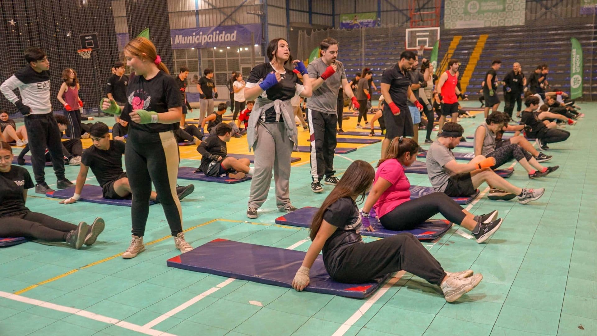 El boxeo se tomó el Polideportivo