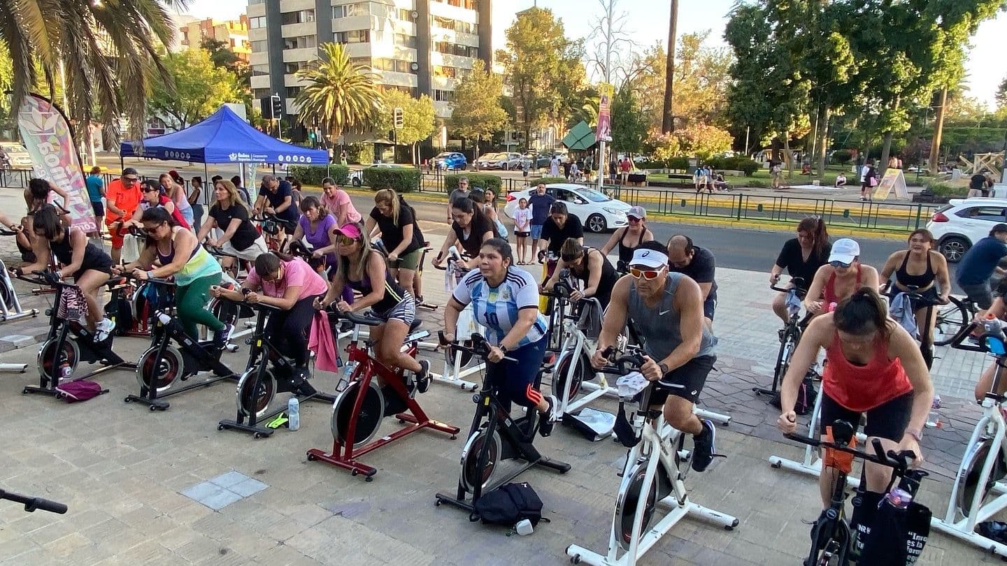 Plaza Ñuñoa se activó al ritmo del spinning
