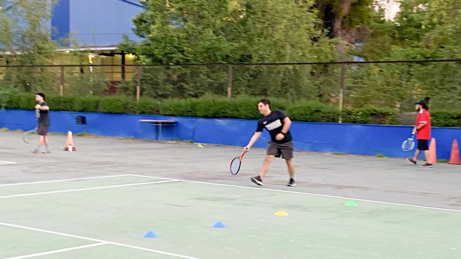 Conoce nuestra oferta de tenis en la UMCE