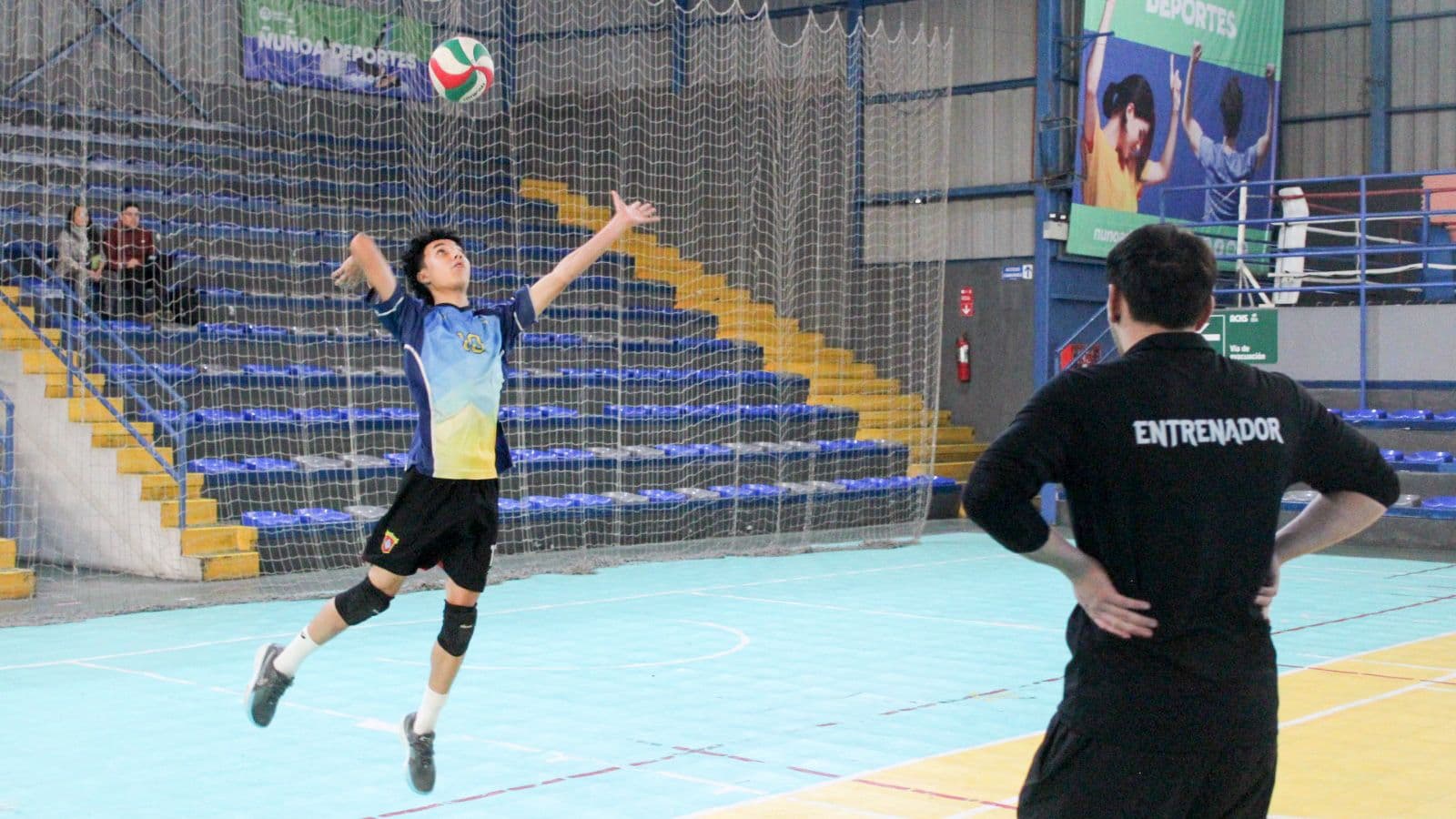 Vóleibol Juvenil ya tiene sus representantes de Ñuñoa
