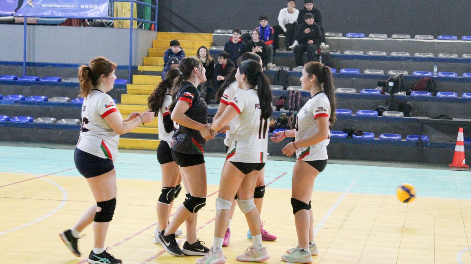 Vóleibol Juvenil ya tiene sus representantes de Ñuñoa