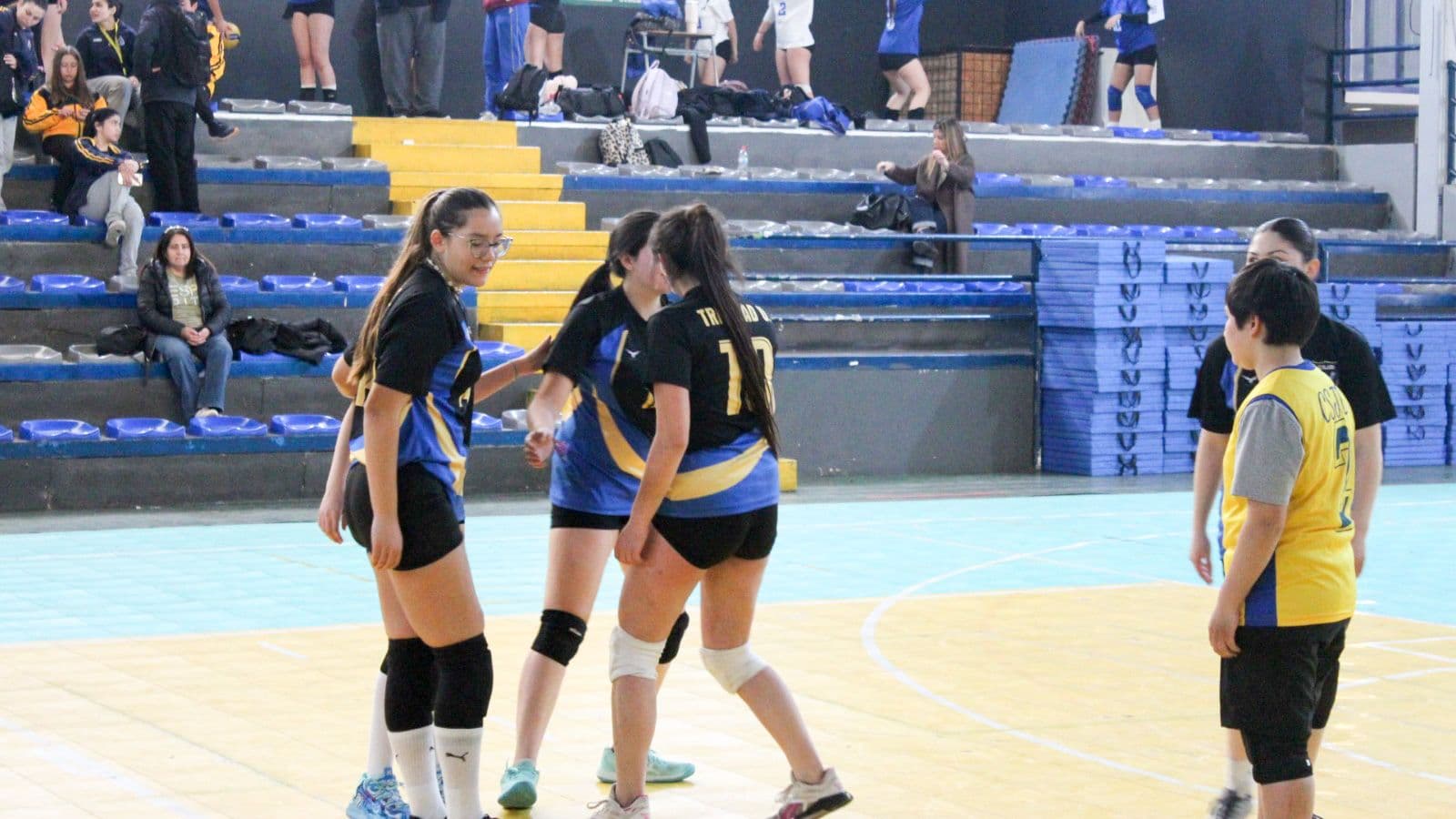 Vóleibol Juvenil ya tiene sus representantes de Ñuñoa