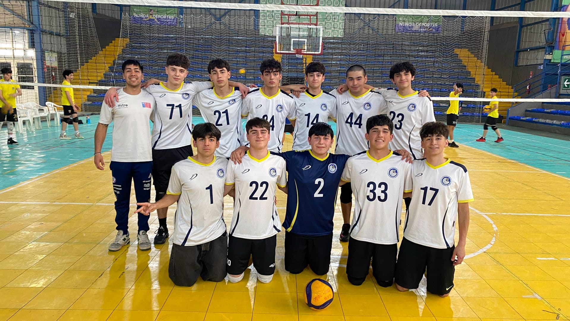 Vóleibol Juvenil ya tiene sus representantes de Ñuñoa